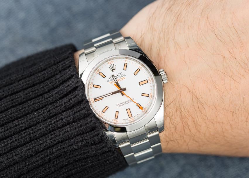 The male fake watches are made from Oystersteel.