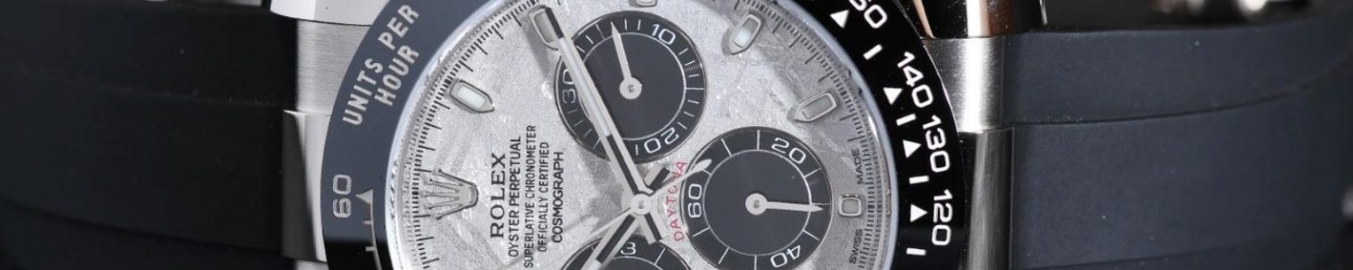 The grey dial fake watch is designed for men.